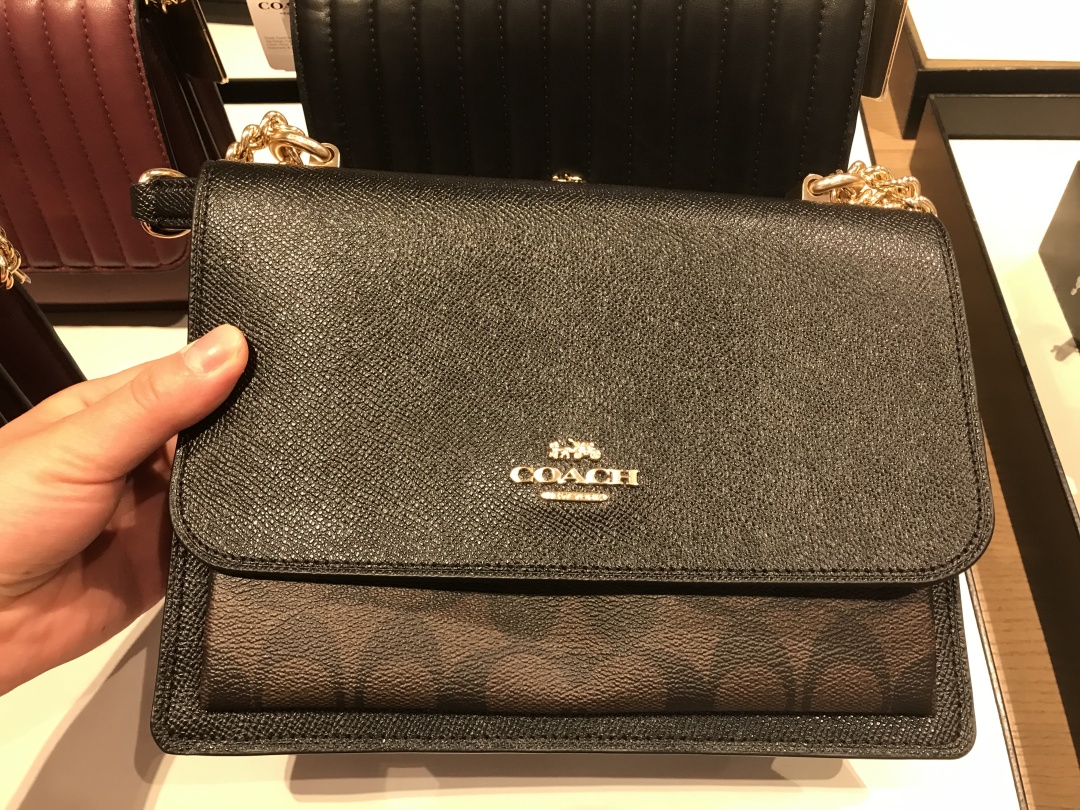 coach奥莱包值得买吗,coach奥莱款和专柜款哪个值得购买