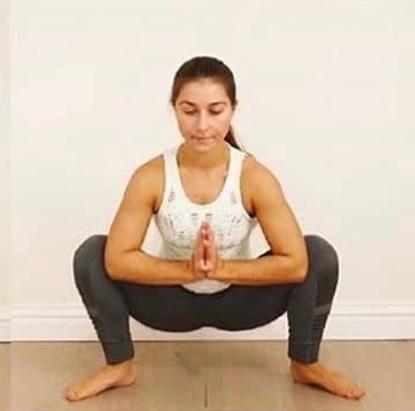 练瑜伽练的腰直不了怎么办,腰椎瑜伽的正确锻炼方法