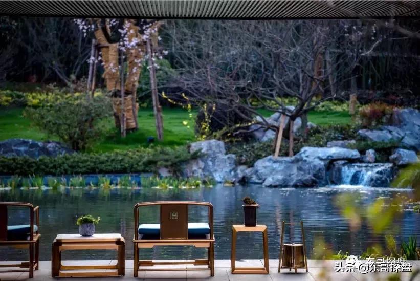 这才是郑州新贵追捧的湖畔臻品。100㎡出头的临湖独院来了