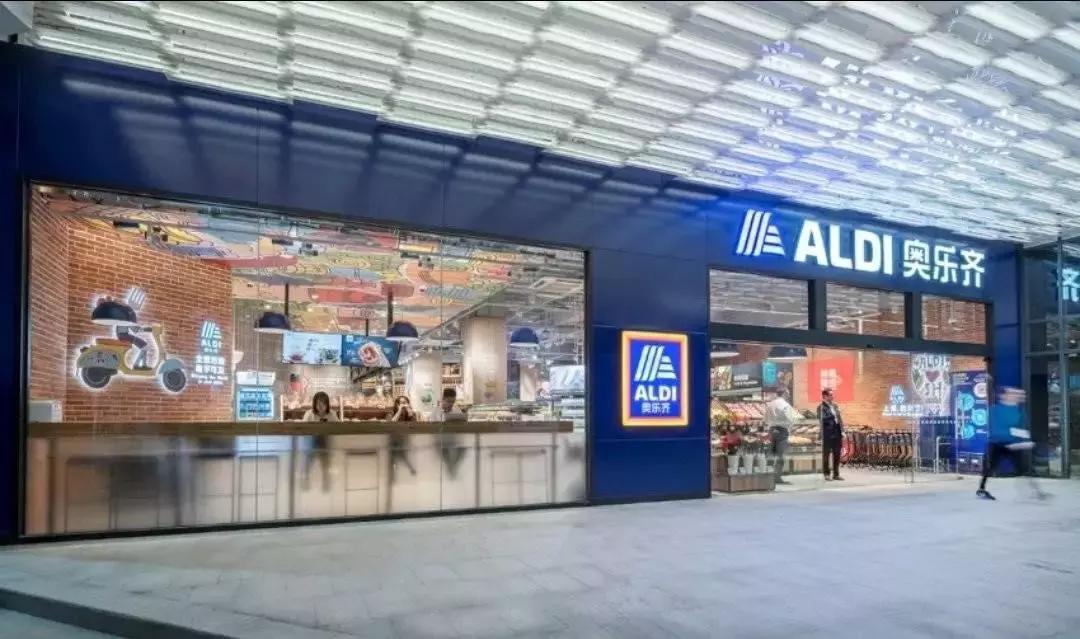 全球最大超市抢购潮,全球最便宜的超市100元