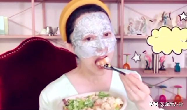 范冰冰晒自拍露出无名指戒指,范冰冰衣着平底鞋无名指戒指抢镜