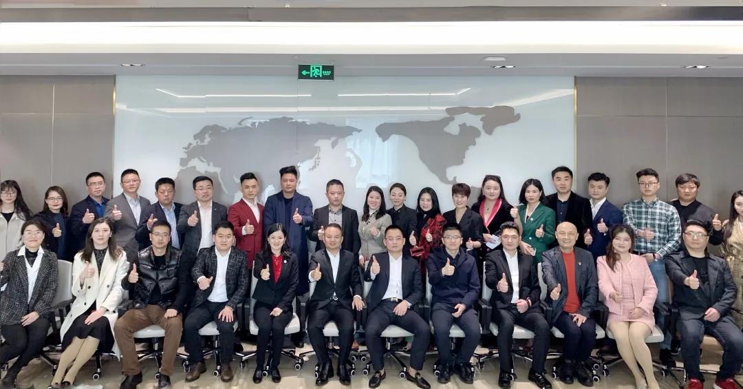 80后安徽籍会长天团强势来袭，这个商会不简单