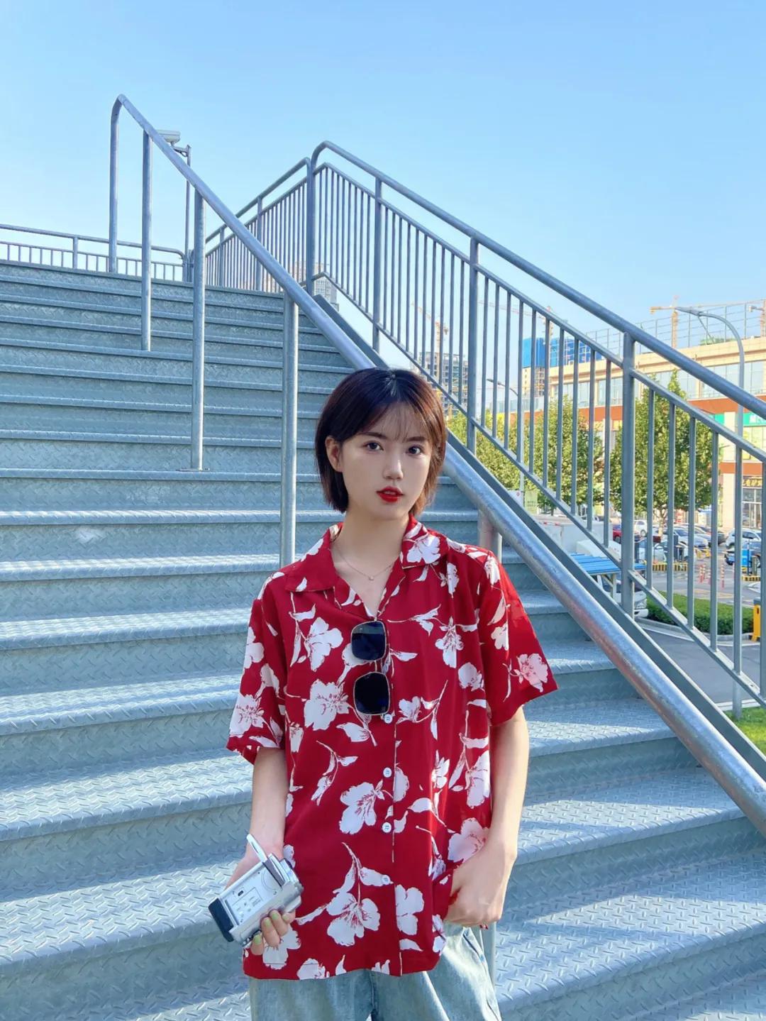 今年流行的时尚可爱减龄超短发,今年流行剪短发造型