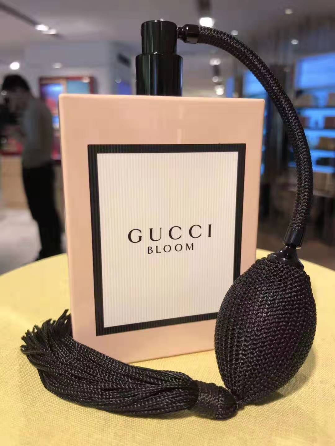 8款零差评入门美食调香水,8款零差评车载香水红旗