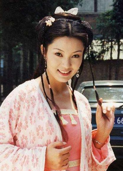 谢雨欣的坎坷情史,谢雨欣前男友出事了