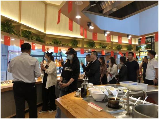 把握精品休闲中式快餐市场风口,谷状元携手加盟商共擘蓝图