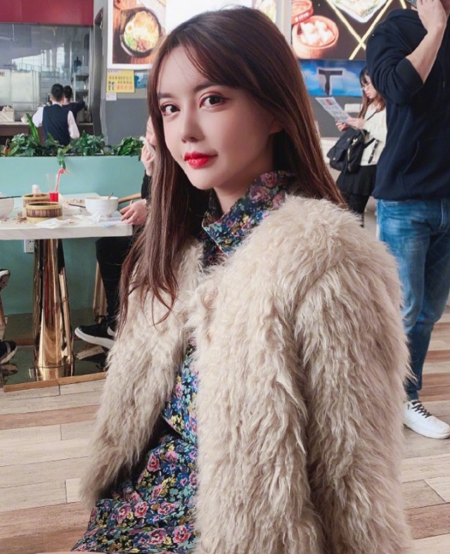 韩安冉现在的身材,韩安冉复出直播