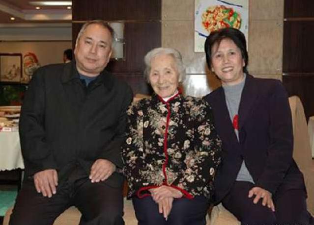 钱学森两弹一星个人简介,两弹一星元勋钱学森简介