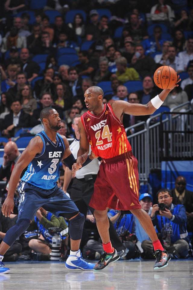 2021全明星纪念科比视频,全明星推出全新mvp奖杯纪念科比