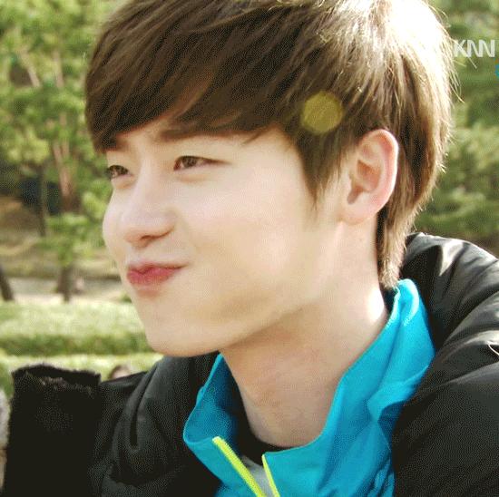 老公变老婆？韩国顶流男神*队军**退伍后变“美女”，网友：我可以