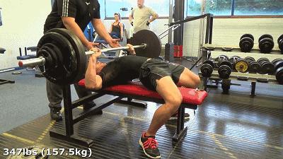 男子被120公斤杠铃压脖死亡后续,140斤杠铃砸中小伙胸部