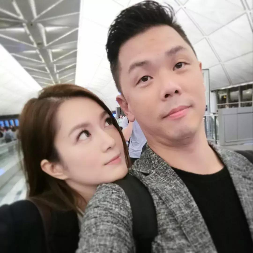 前华姐冠军与老公首次坐高铁工作晒车票自爆有爱的密码