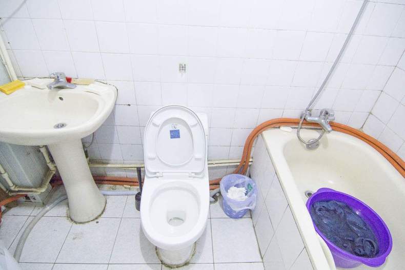 小卫生间3分离装修效果图,3平米卫生间三分离设计方案