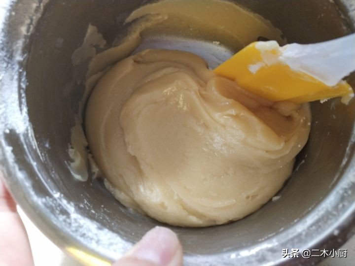 黄油曲奇饼干香甜可口做法简单,香酥黄油曲奇