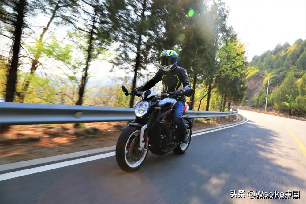 濂ュ彜鏂superveloce800,濂ュ彜鏂brutale800rr