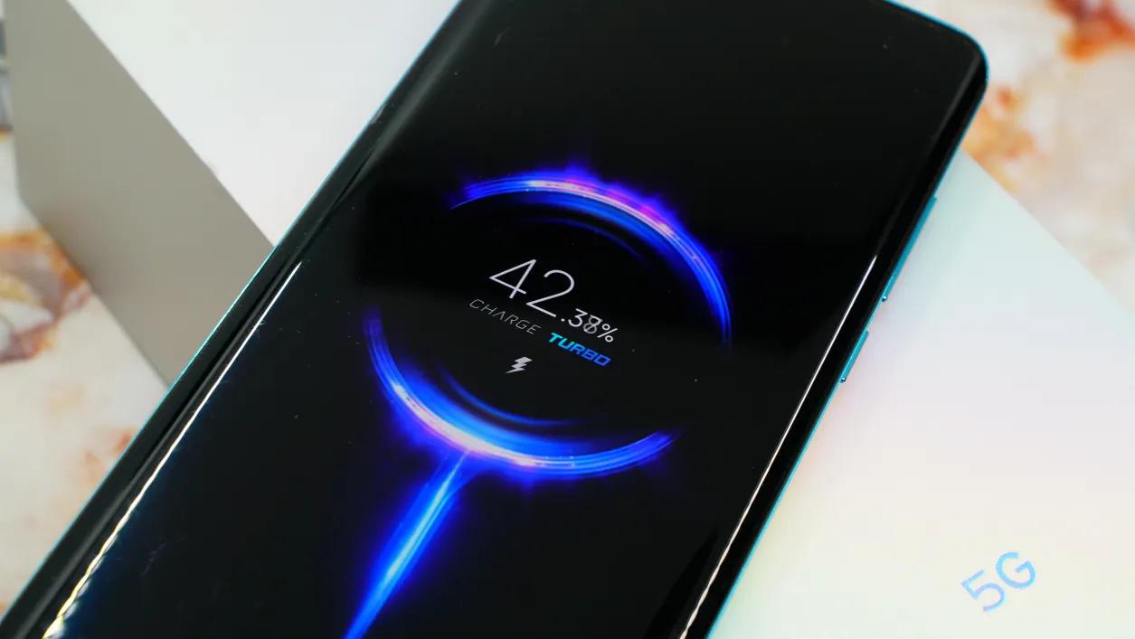 买手机只看性能,买手机只看跑分的人