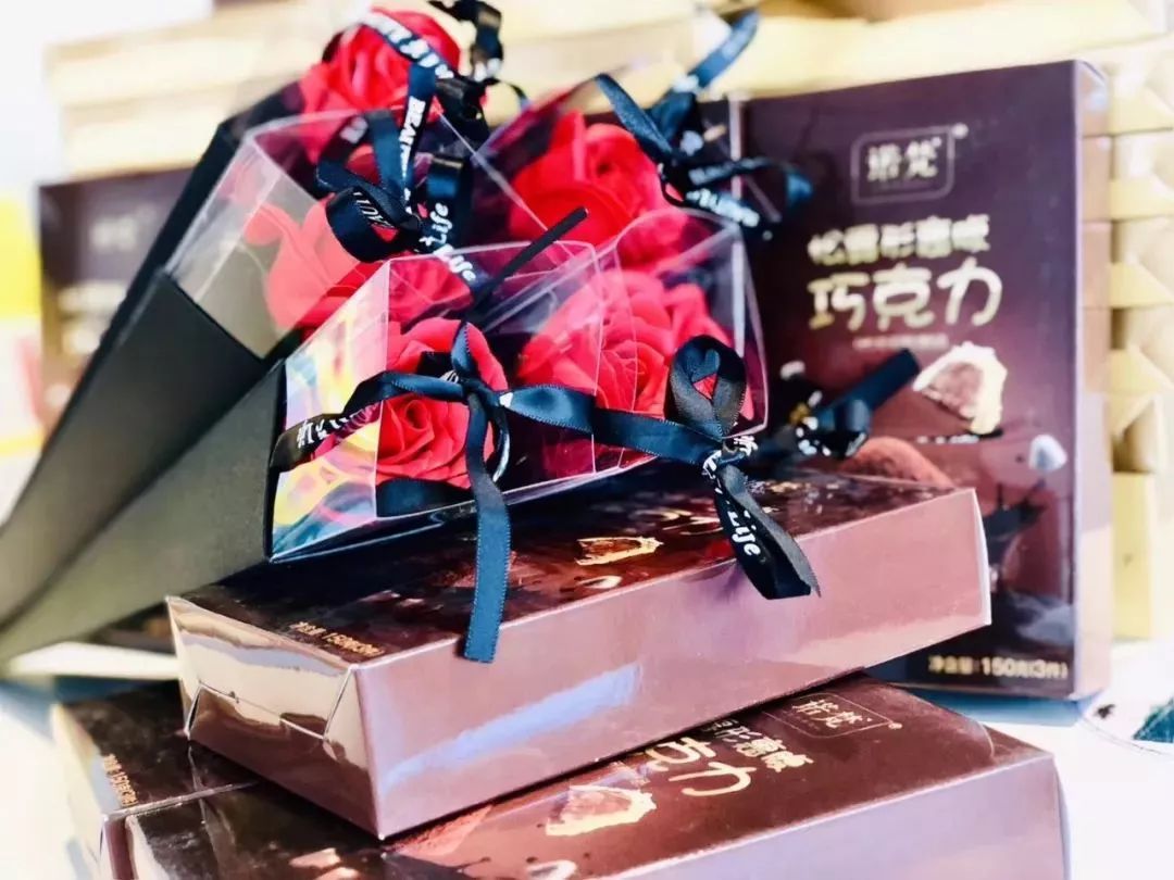 各司仙女节礼物大PK!阿里腾讯百度…谁家更戳你的心?