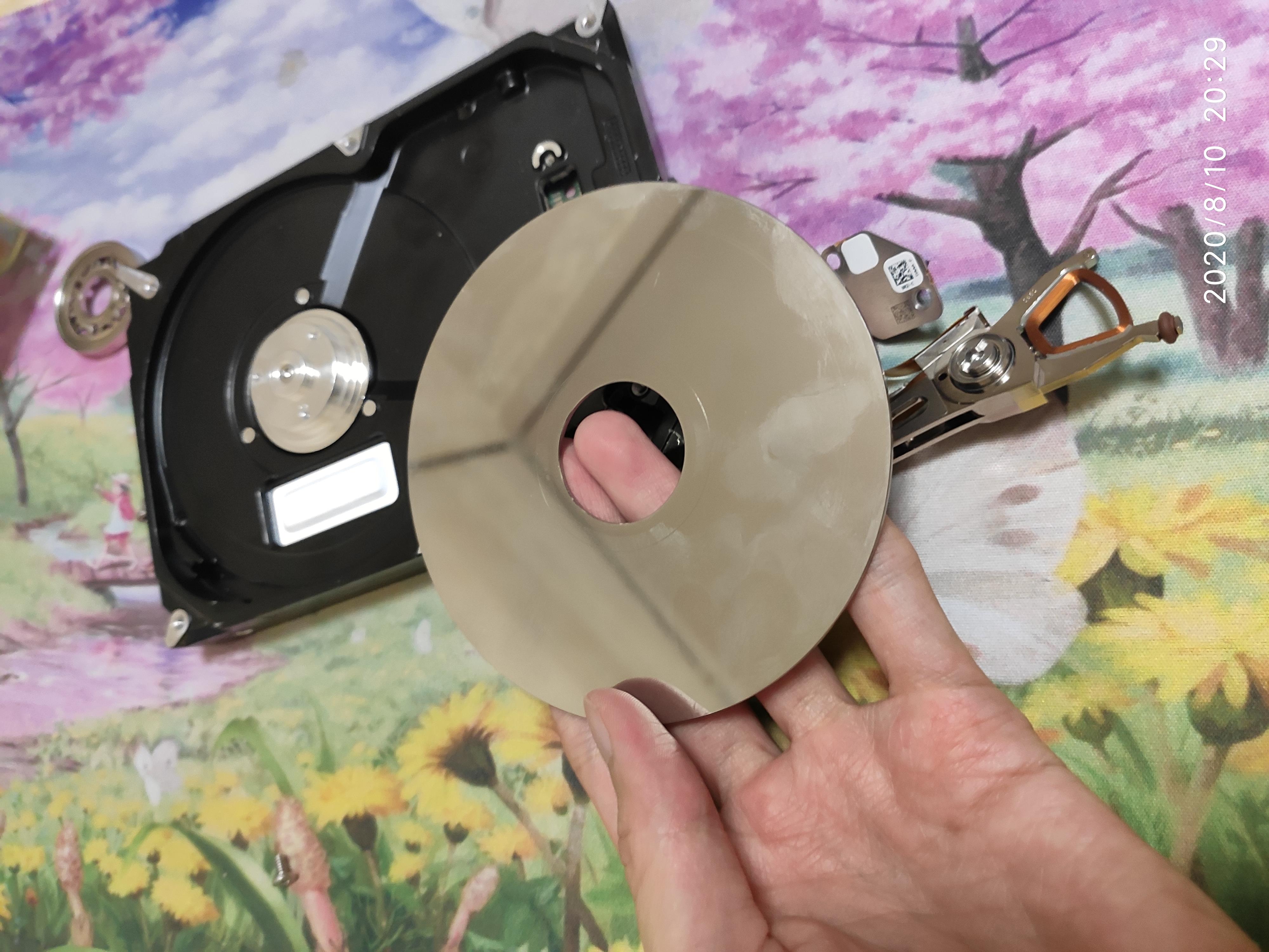 移动硬盘拆解做笔记本硬盘,电脑硬盘中的磁盘拆解