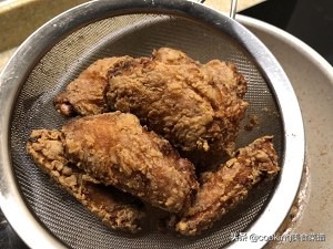 家常鸡翅菜谱炸鸡翅简单美味,鸡翅的八种做法炸鸡翅