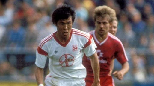 孙兴慜证明了亚洲也有很棒的球员,孙兴慜是不是亚洲历史第一人