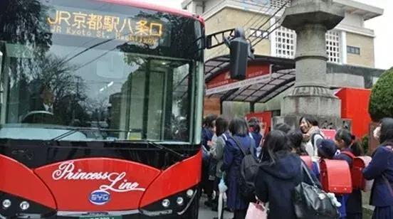 所有的中国人都为此感到自豪,作为中国人你们感到骄傲吗