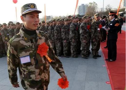 2021年大学生新兵入伍注意事项,刚入伍的新兵会被刷下来吗