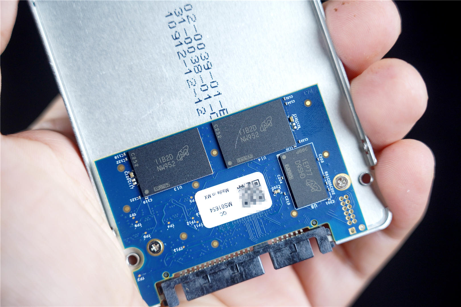 英睿达mx500sata1tb固态硬盘,笔记本英睿达mx500固态硬盘评测