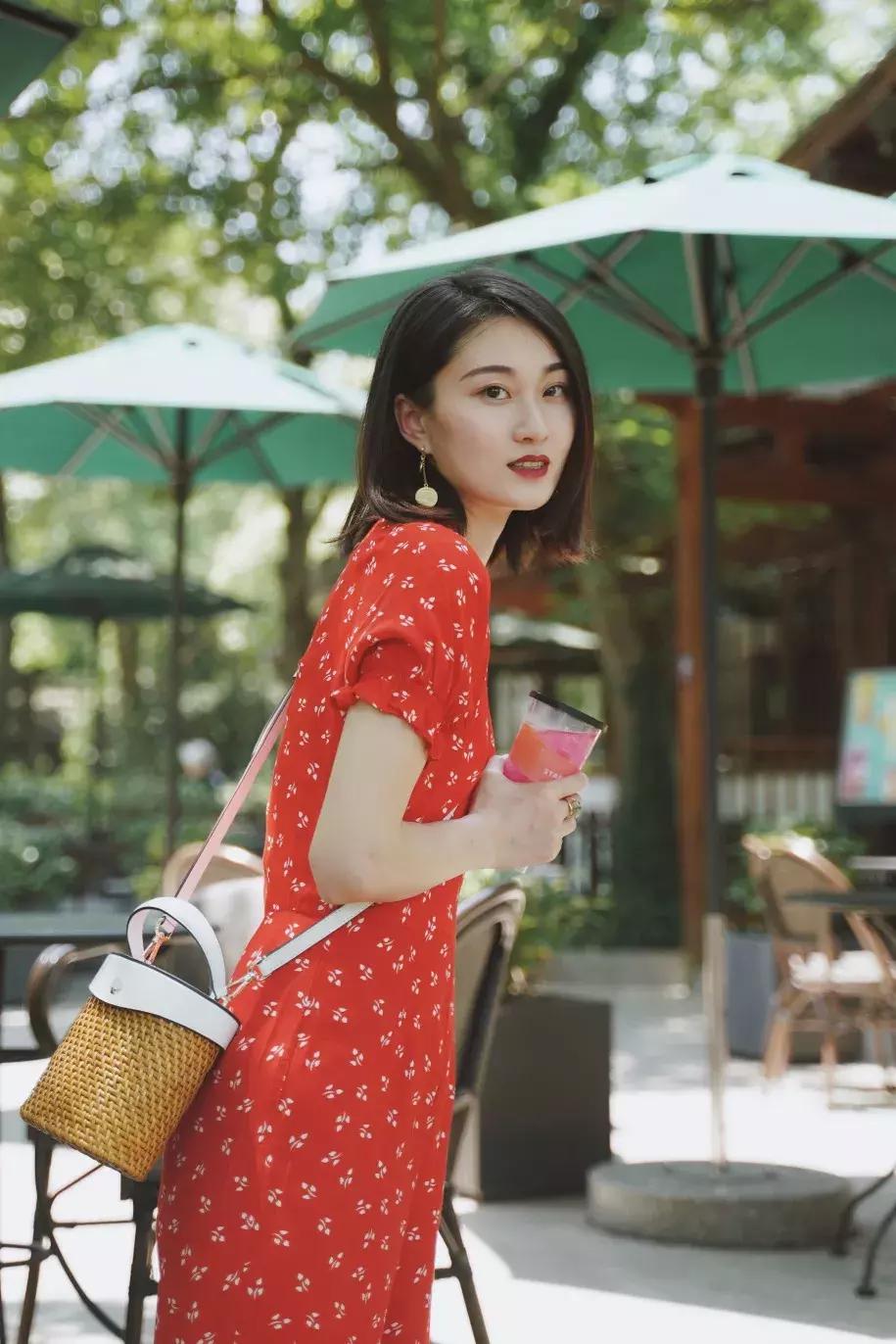 这5种首饰简单时尚减龄不贵,比较百搭的首饰