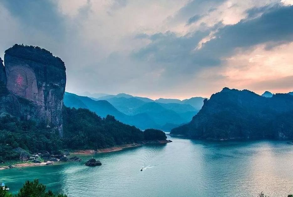 江西漓江景点,江南天池风景