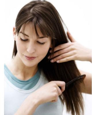 头发油发量少适合什么发型,头发油多用什么洗发水好