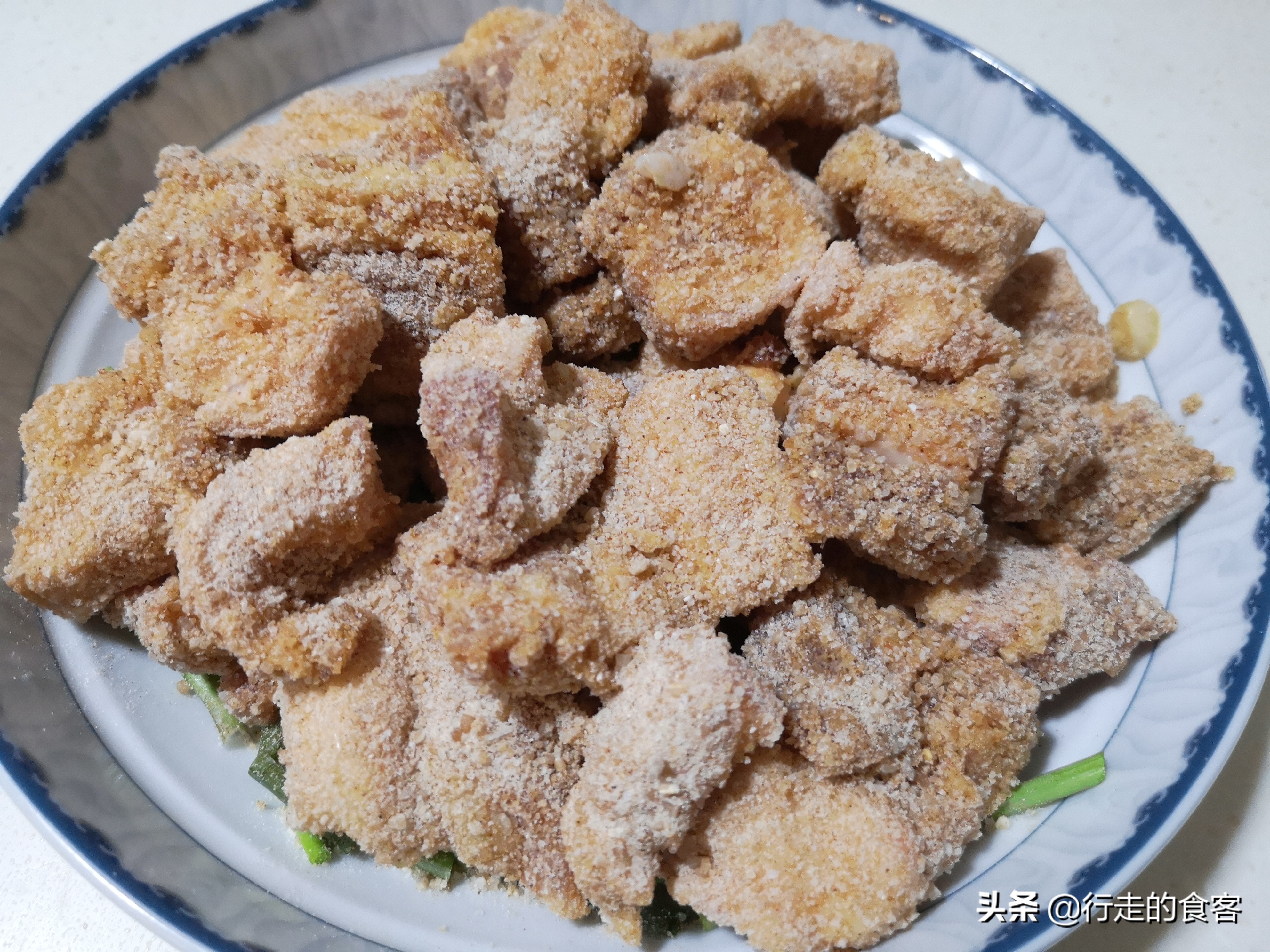 粉蒸肉蒜汁做法,粉蒸肉蒜香味