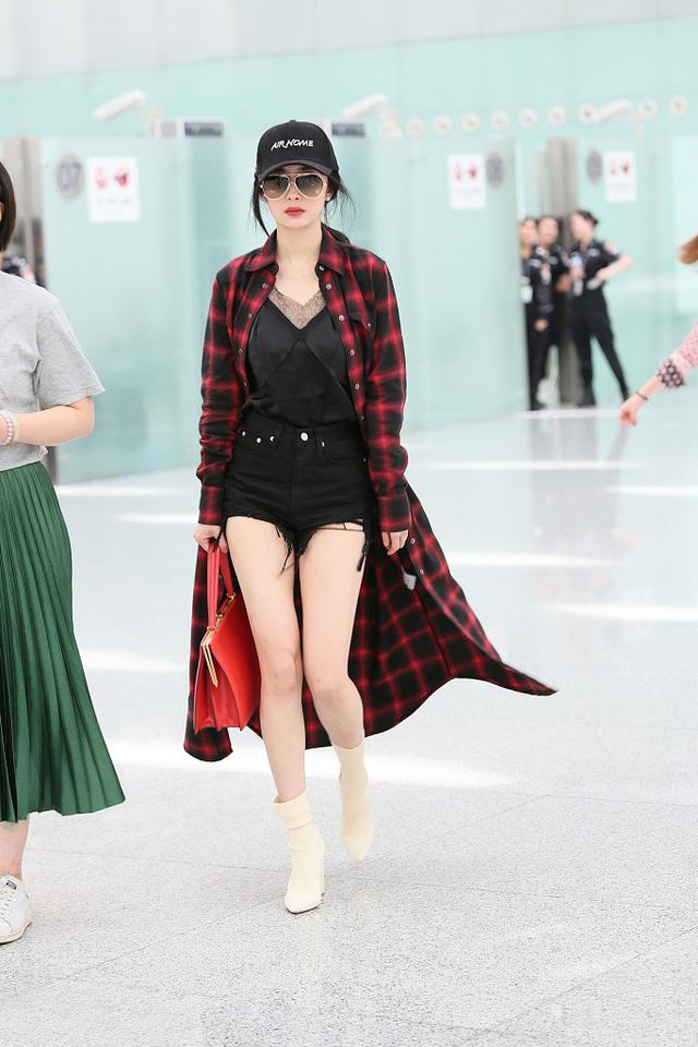 今年流行的服装穿搭,高级走心的服装穿搭