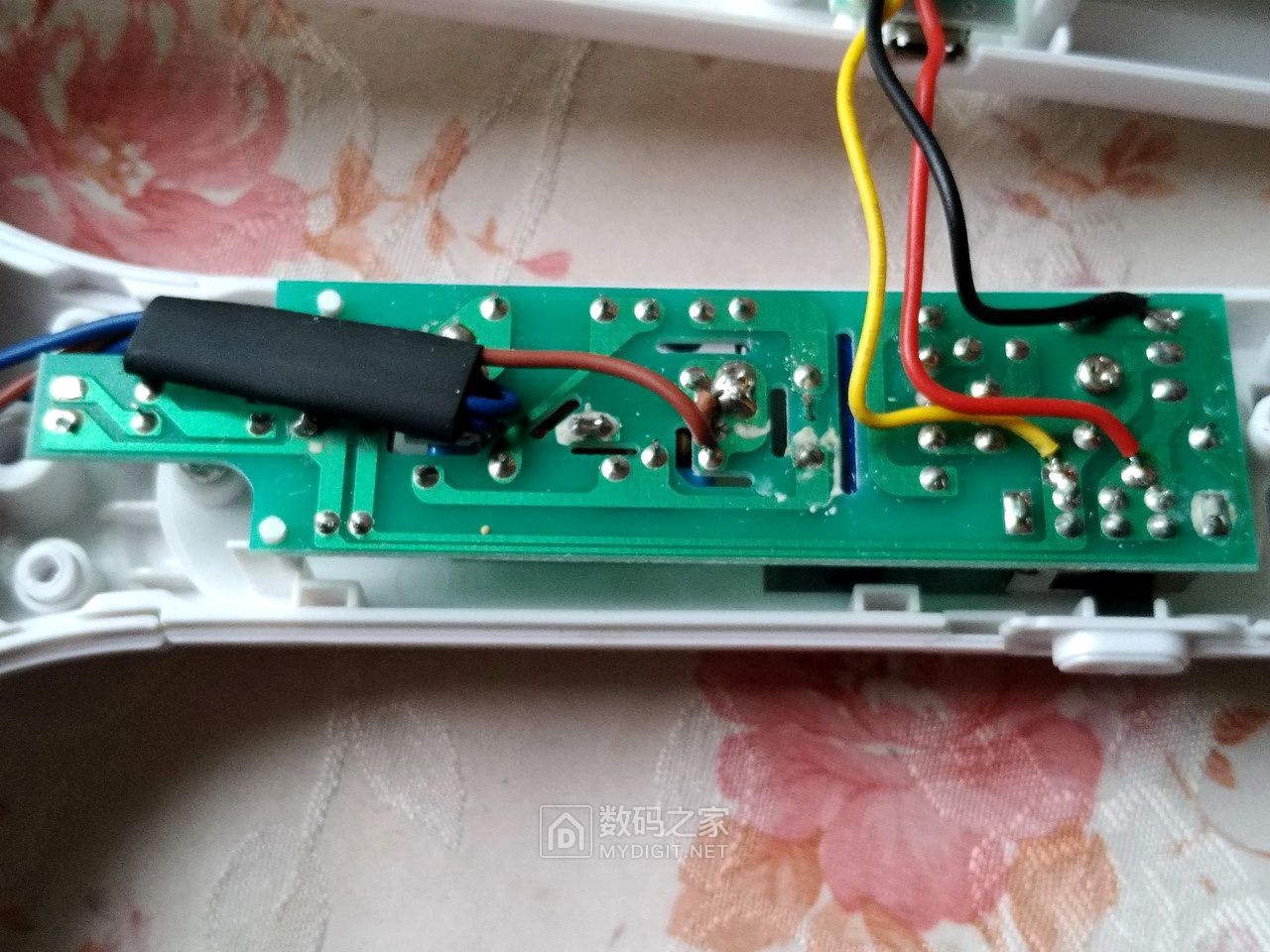 电蚊拍电路图原理检修视频,电蚊拍电路故障维修大全