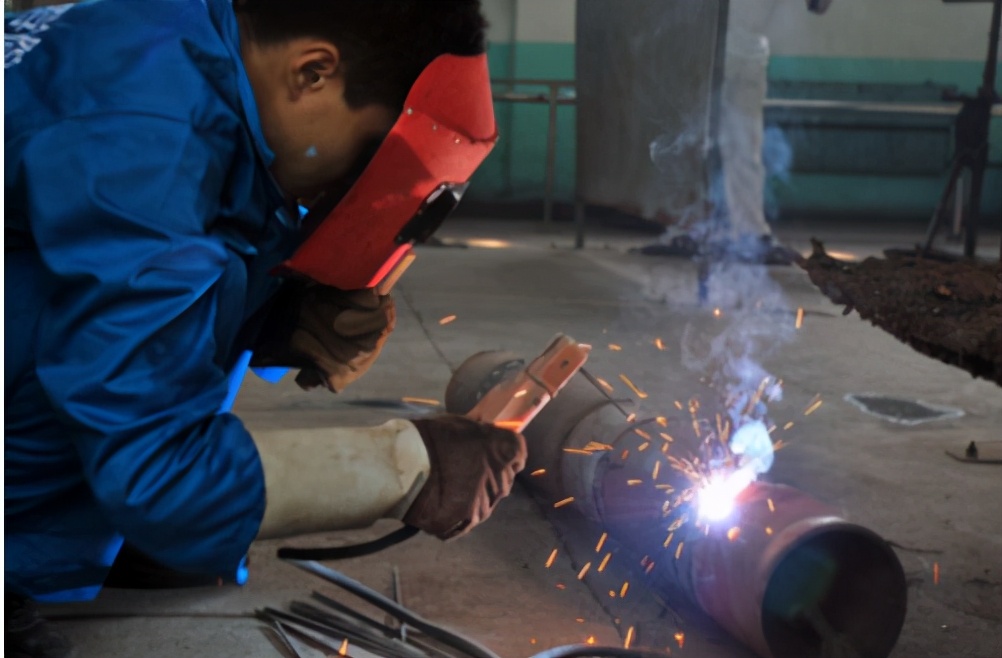 小型焊烟净化器效果好吗,焊接车间用焊烟净化器