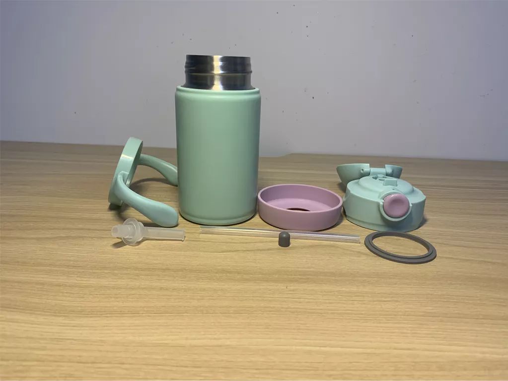 宝宝吸管保温杯推荐测评,儿童吸管保温杯老爸评测