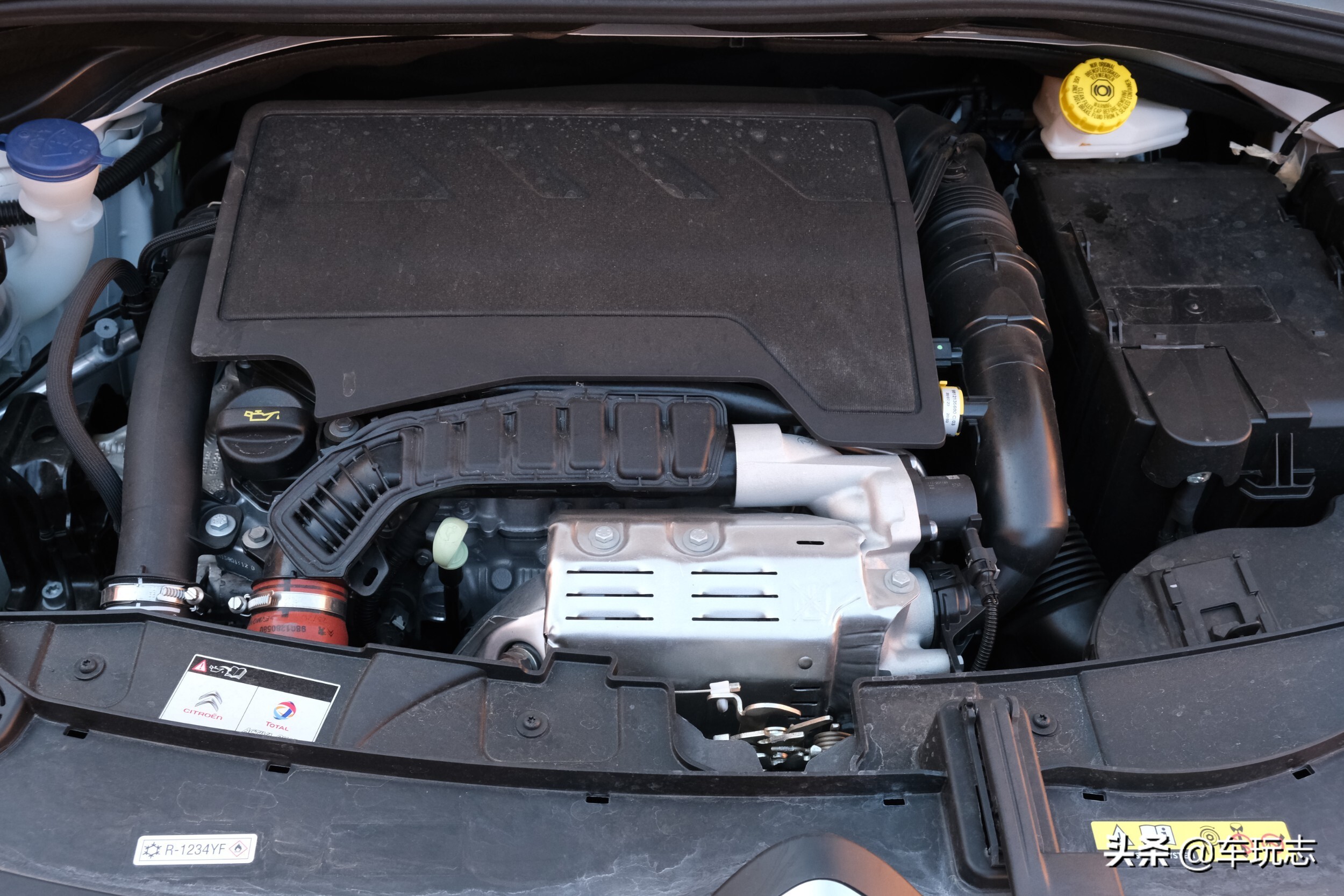 雪铁龙c3l手动试驾视频,22款雪铁龙c3xr1.2t