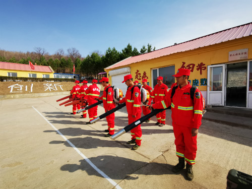 勠力同心抗大旱,勠力同心共抗疫情