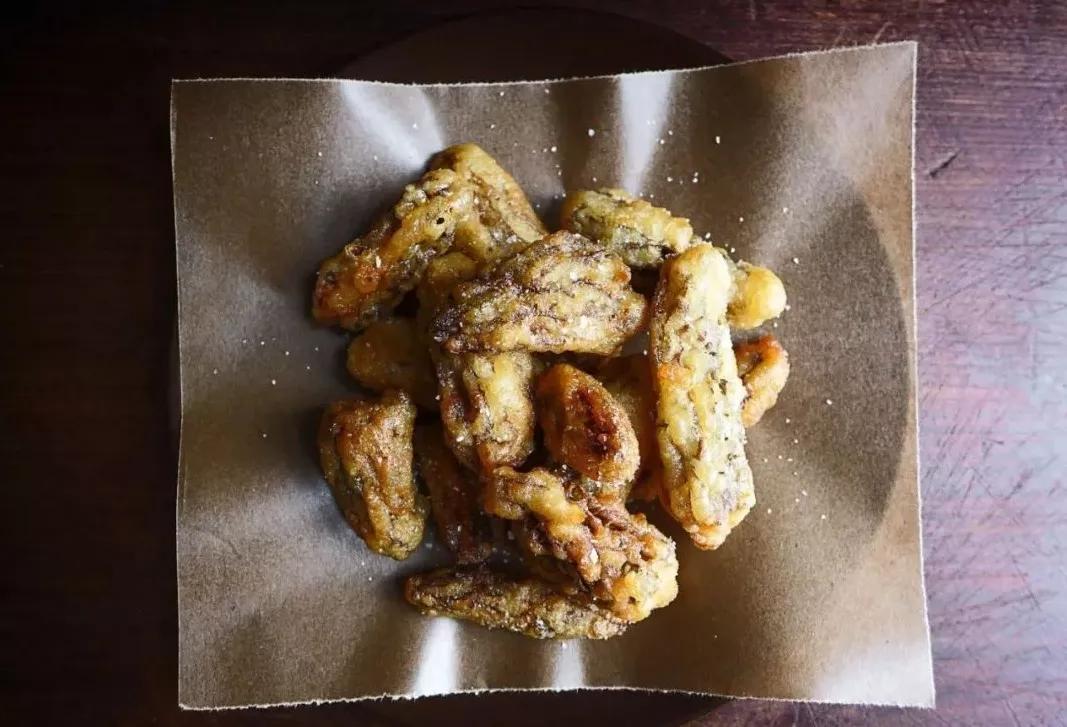 野生羊肚菌味美又养生,人工种植的羊肚菌怎么做好吃