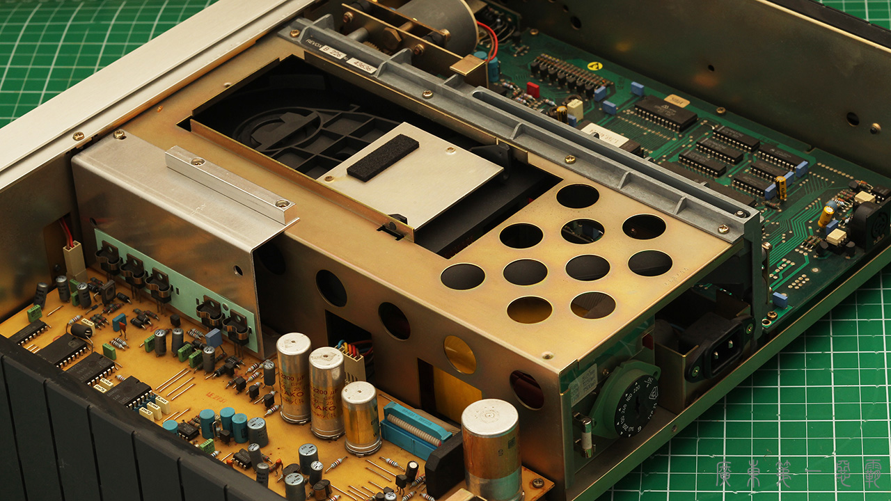 瑞华士revoxb226-scd机,cd机的辉煌年代