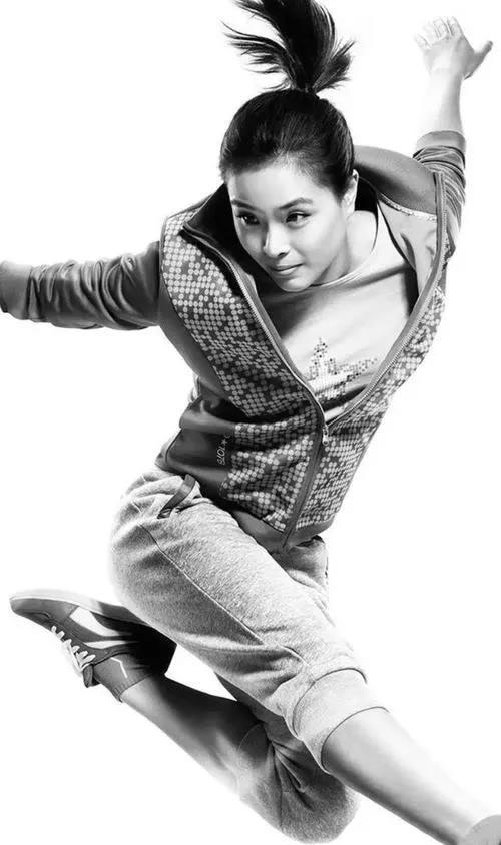 吴敏霞的感情生活也非常幸福,吴敏霞一共结了几次婚