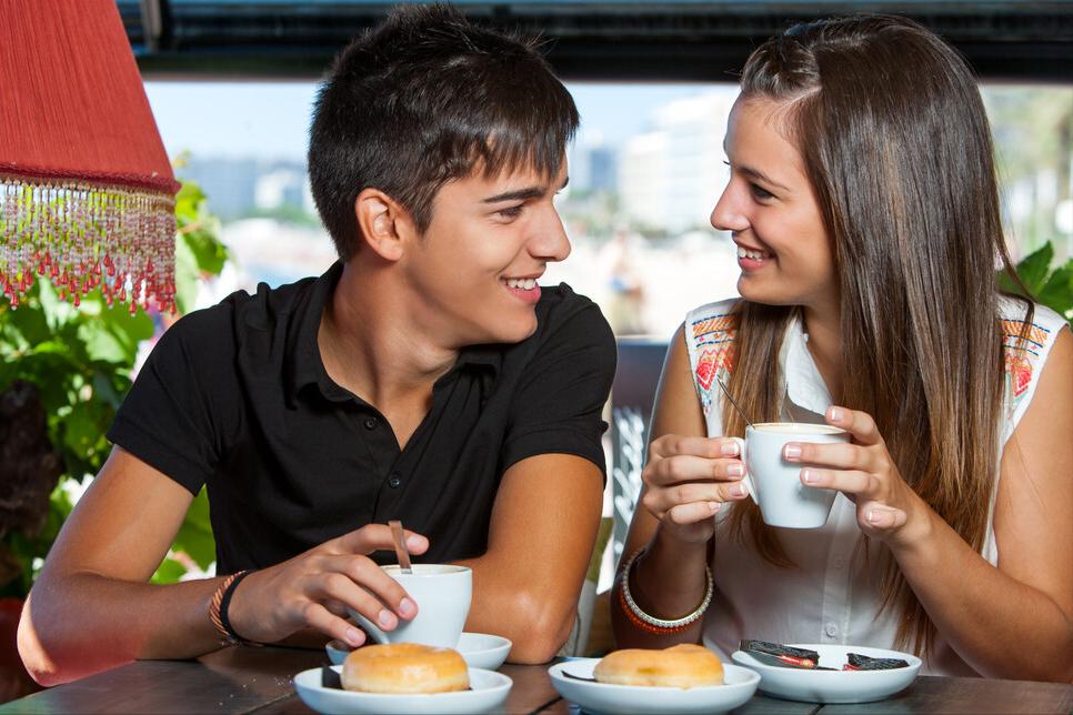 老公要跟我离婚期间经常出去玩,老公把我锁在门外