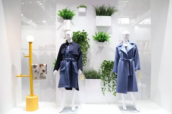 这家服企是博柏利、阿玛尼等大牌的核心供应商，日本人御寒首选他