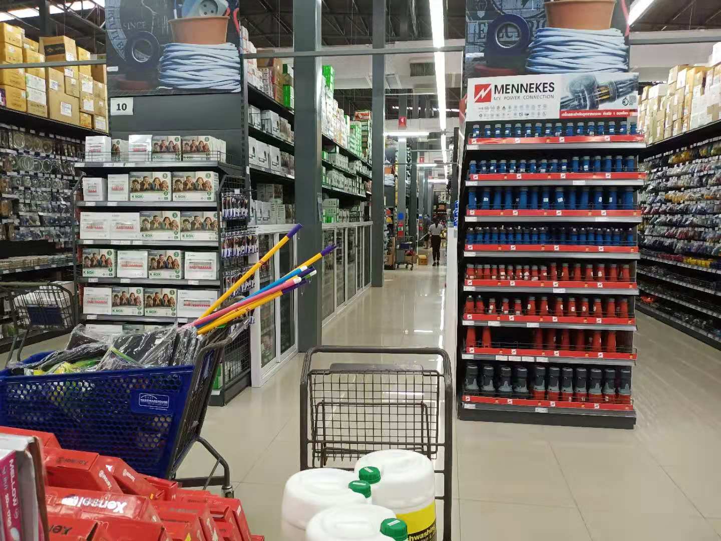 交了狗屎运了吗?在泰国买五金获得57%的购物优惠?