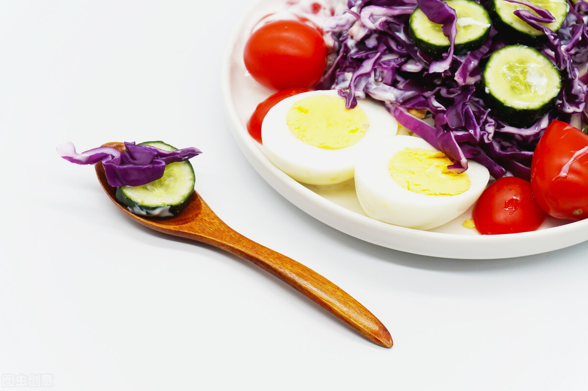 晚餐不吃一天能瘦多少,晚餐不吃加运动一个月瘦多少