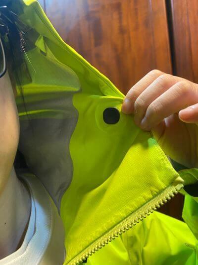 始祖鸟冲锋衣beta荧光绿穿搭,始祖鸟arcteryxleafalphagen2冲锋衣