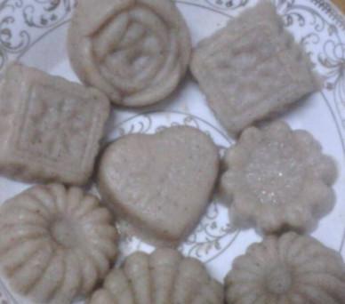 健脾消积八珍糕的配方和功效,消积八珍糕制作