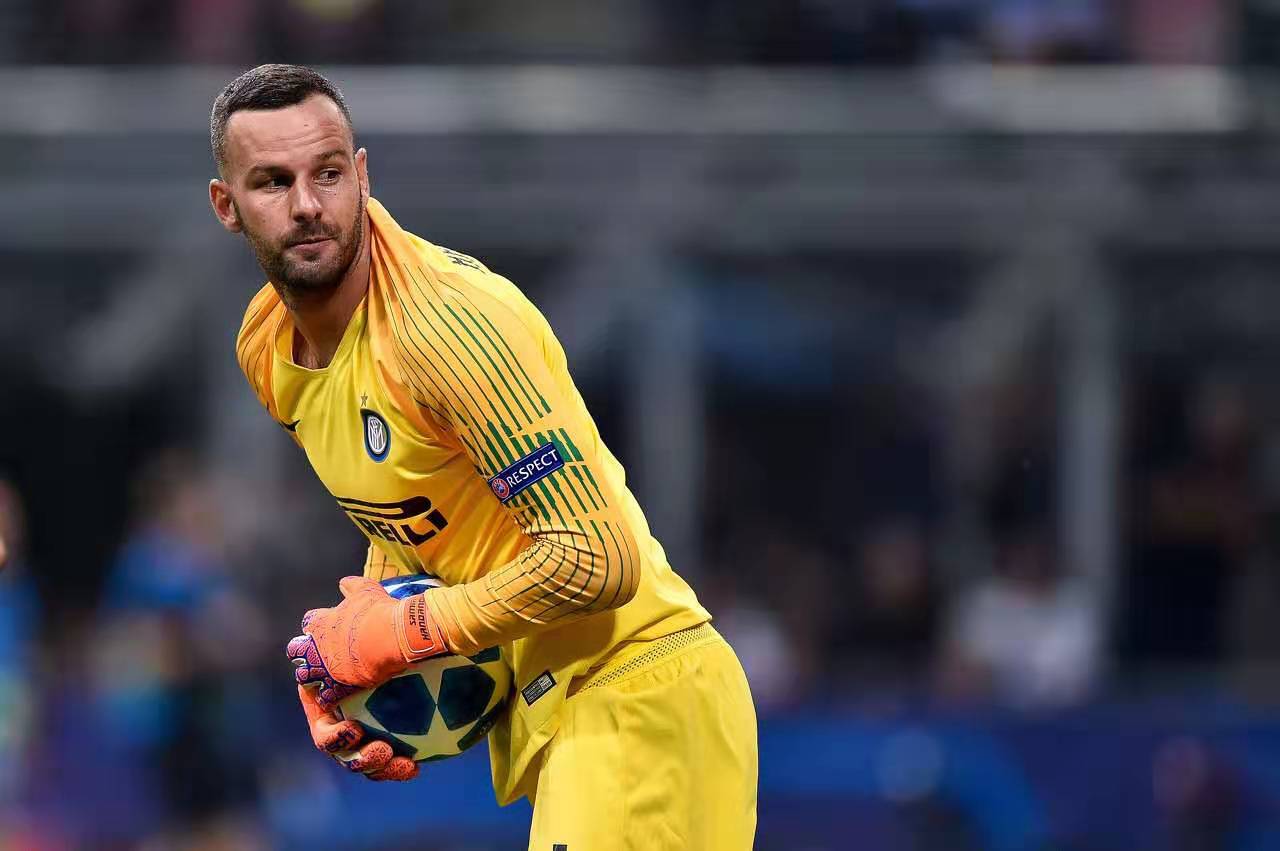 球员身价排名c罗,c罗是当今足坛身价第一人吗