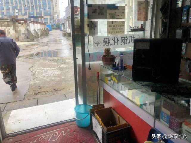 这配置1500贵吗?客户说我小气不会做生意,还价1000你能接受吗?