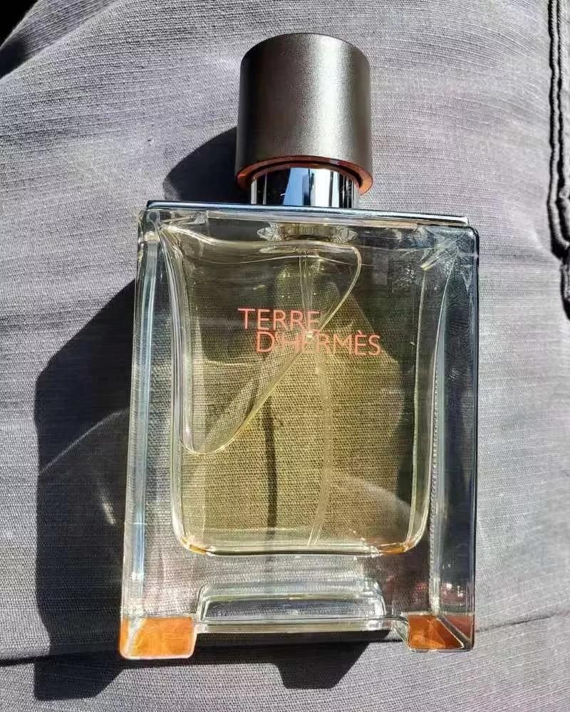 男士香水让女人上瘾的香水,大地男士香水和大地淡香水