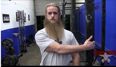 卧推肩膀疼怎么缓解,卧推肩膀疼如何做康复